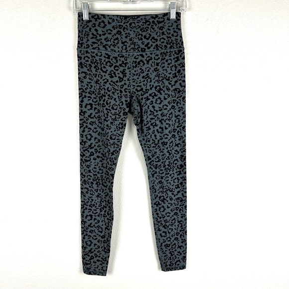 Athleta Gray Black Cheetah Elation High Rise Athleisure Tights Leggings Small - Picture 1 of 7